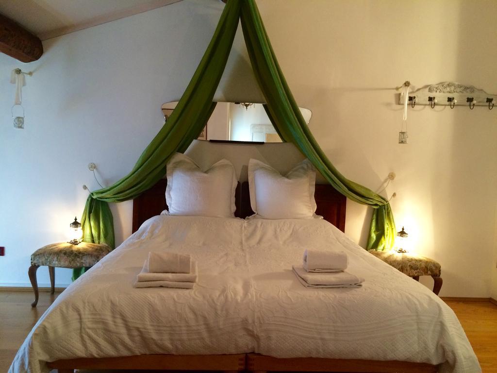 Bed And Breakfast Villa Franca Villafranca di Verona Exterior foto